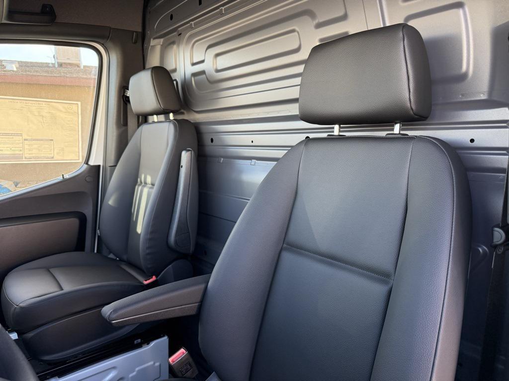 new 2026 Mercedes-Benz Sprinter 2500 car, priced at $67,534