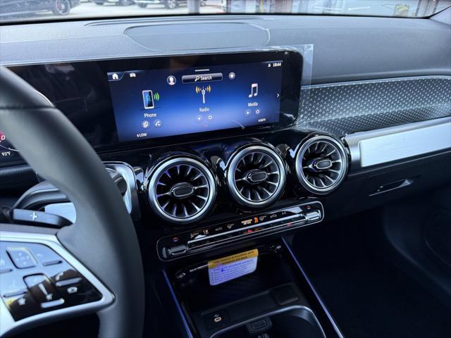 new 2025 Mercedes-Benz GLB 250 car, priced at $47,145