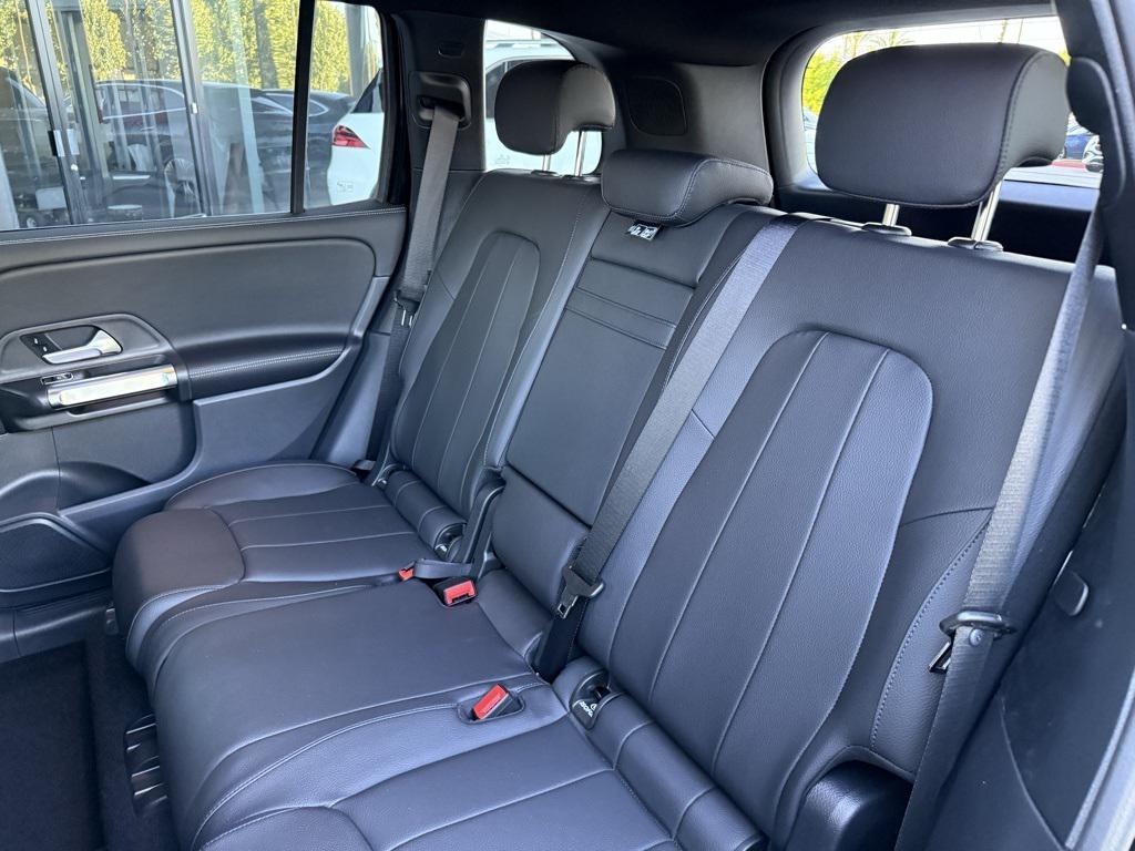 new 2025 Mercedes-Benz GLB 250 car, priced at $47,145
