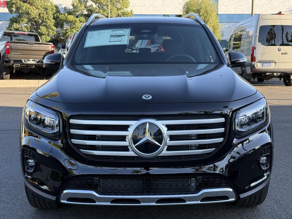 new 2025 Mercedes-Benz GLB 250 car, priced at $47,145