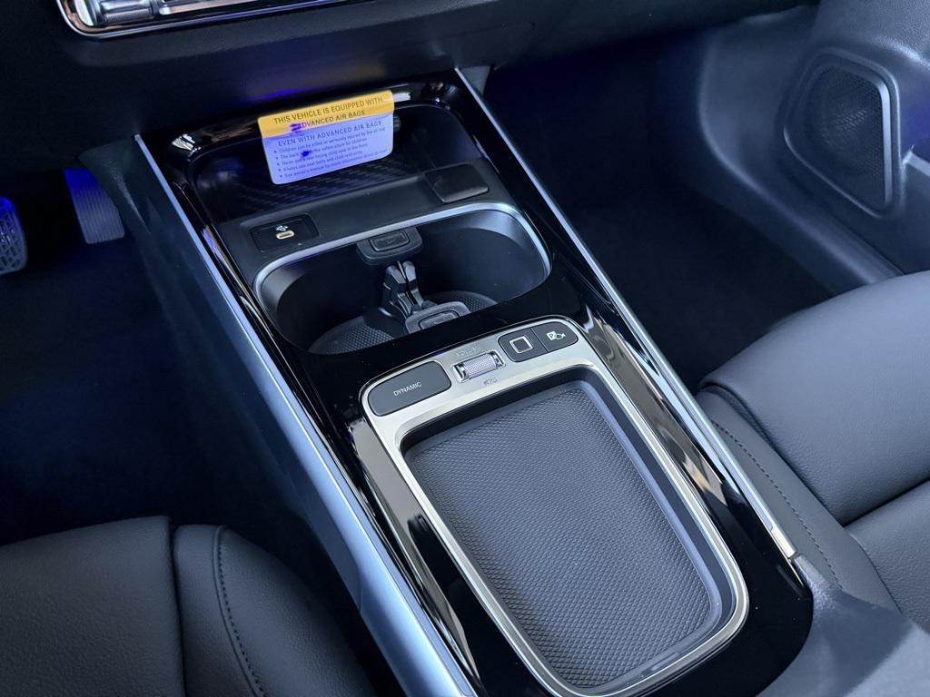 new 2025 Mercedes-Benz GLB 250 car, priced at $47,145