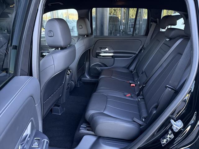 new 2025 Mercedes-Benz GLB 250 car, priced at $47,145