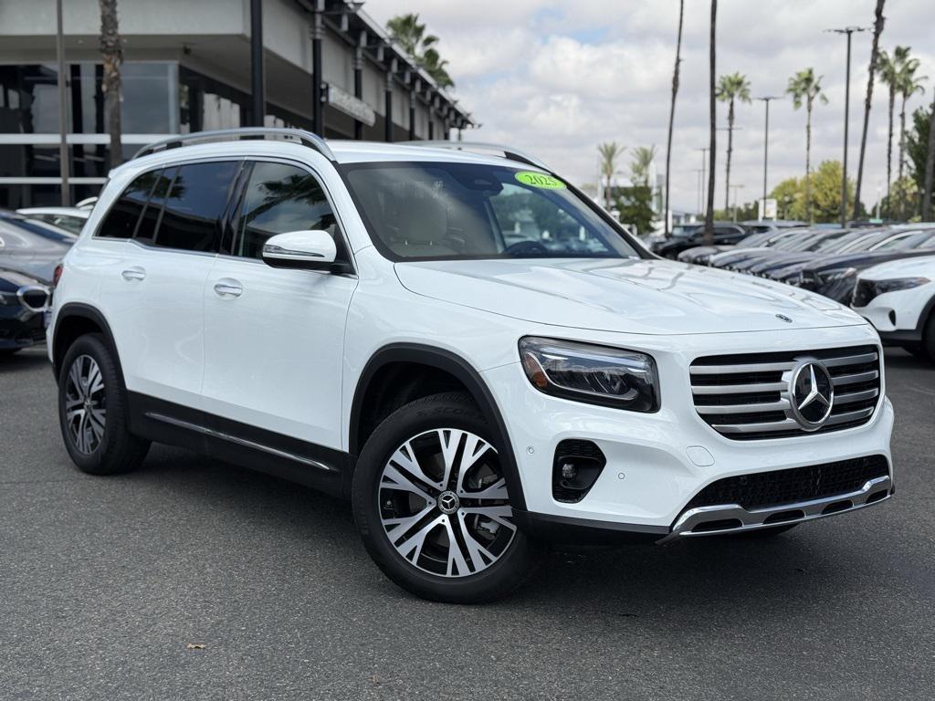 used 2025 Mercedes-Benz GLB 250 car, priced at $41,000