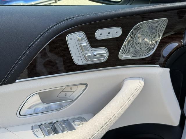 new 2025 Mercedes-Benz GLE 580 car, priced at $99,650