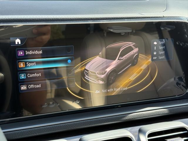 new 2025 Mercedes-Benz GLE 580 car, priced at $99,650
