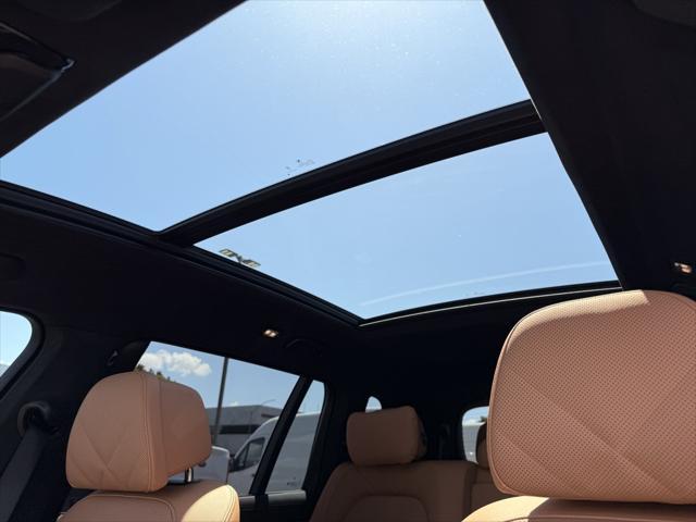 used 2024 BMW X7 car, priced at $75,277