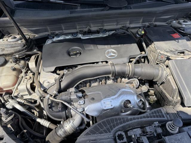 used 2023 Mercedes-Benz GLB 250 car, priced at $35,998