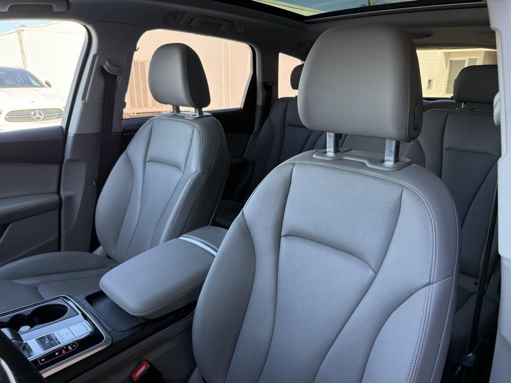 used 2021 Audi Q7 car, priced at $33,500