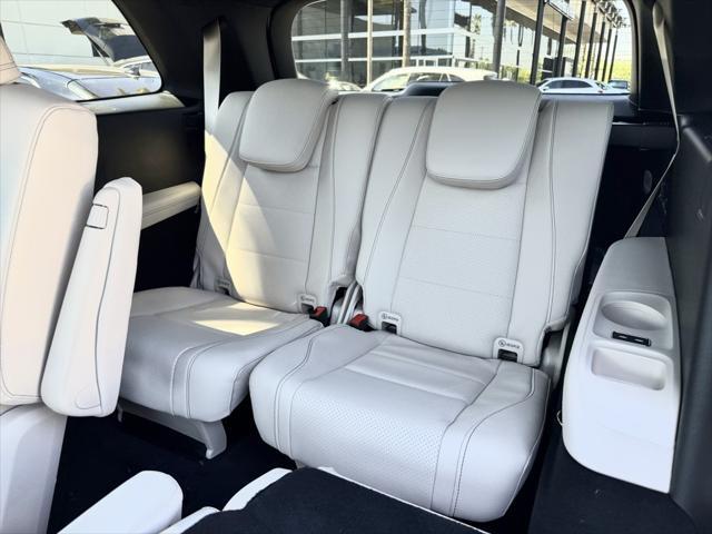 new 2025 Mercedes-Benz GLS 450 car, priced at $97,430