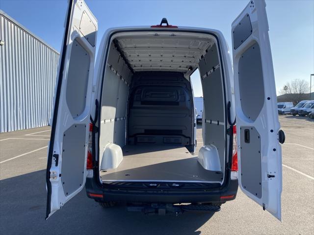 new 2024 Mercedes-Benz Sprinter 2500 car, priced at $62,827