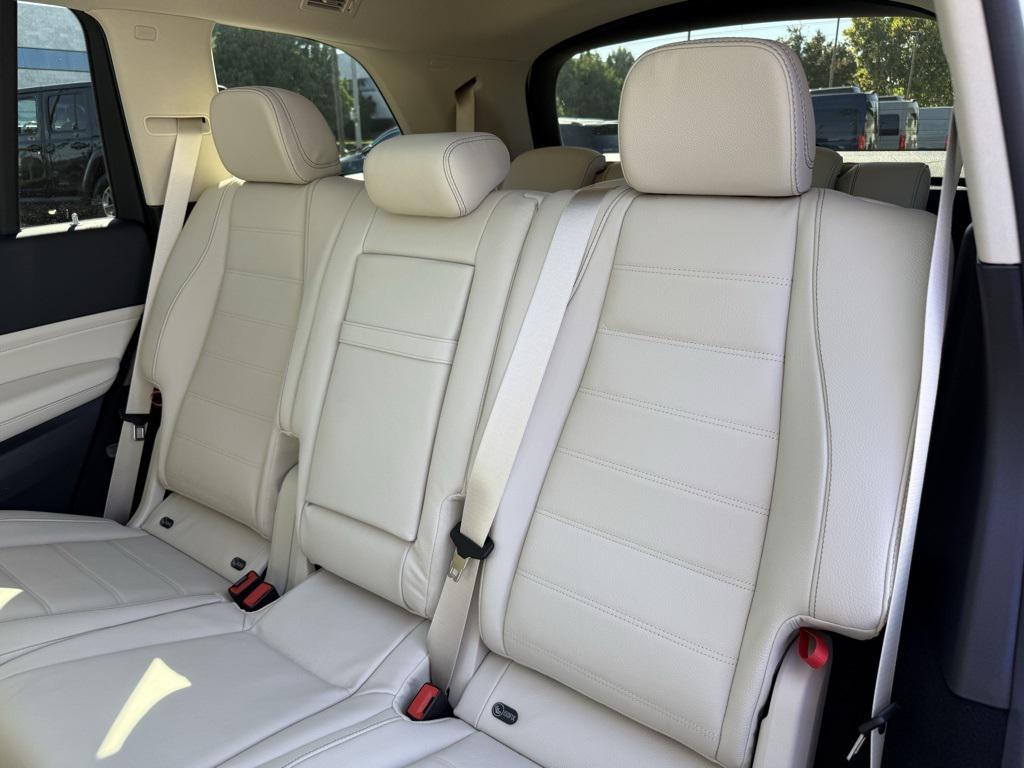 new 2026 Mercedes-Benz GLS 450 car, priced at $102,730