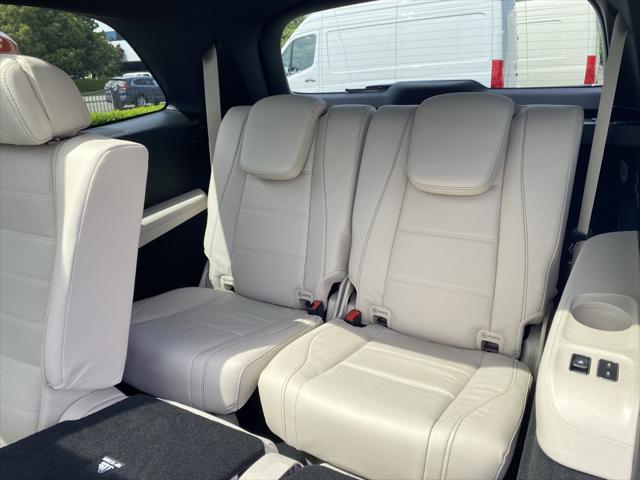 new 2025 Mercedes-Benz GLS 580 car, priced at $124,060