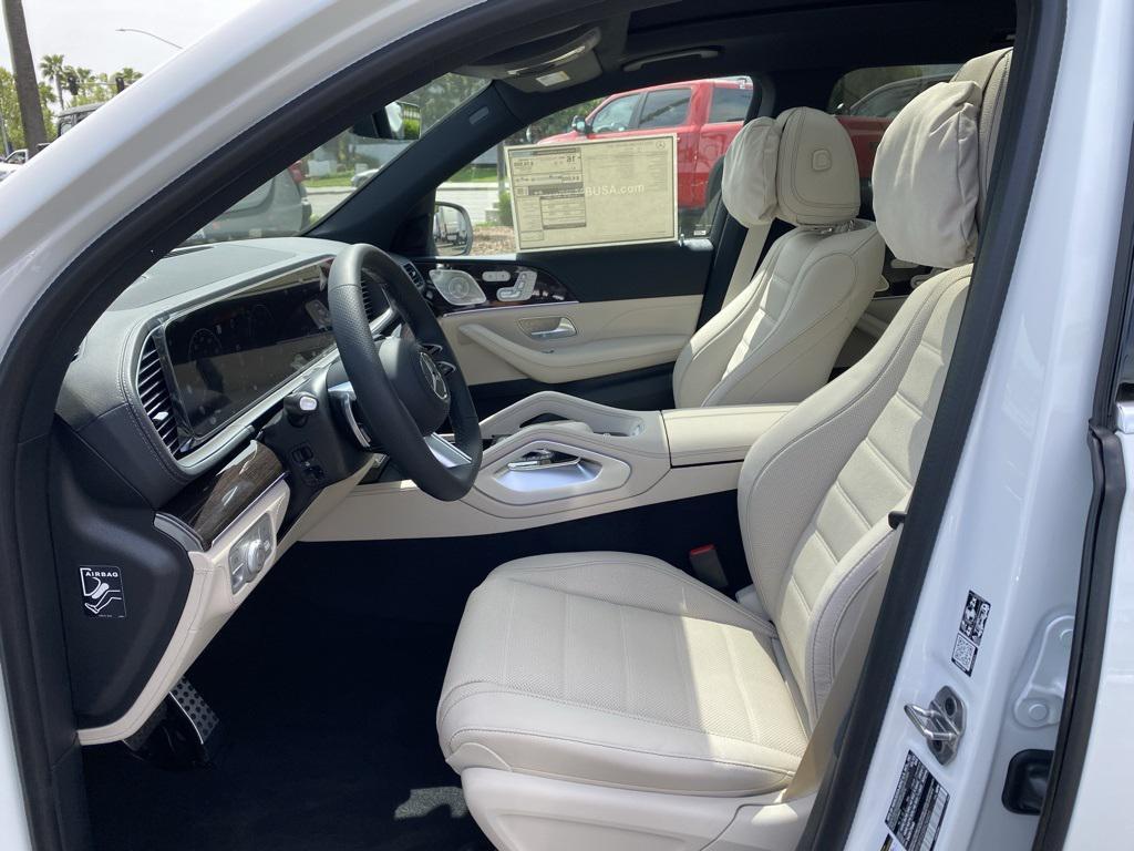 new 2025 Mercedes-Benz GLS 580 car, priced at $119,750