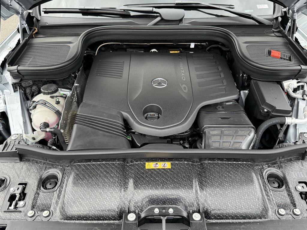 new 2026 Mercedes-Benz GLE 450 car, priced at $78,050