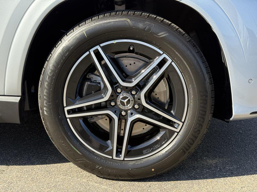 new 2026 Mercedes-Benz GLE 450e car, priced at $83,680