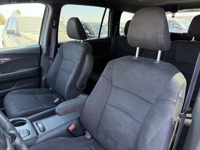 used 2022 Honda Pilot car, priced at $30,998