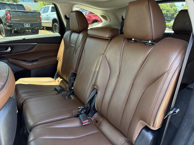 used 2023 Acura MDX car, priced at $48,898