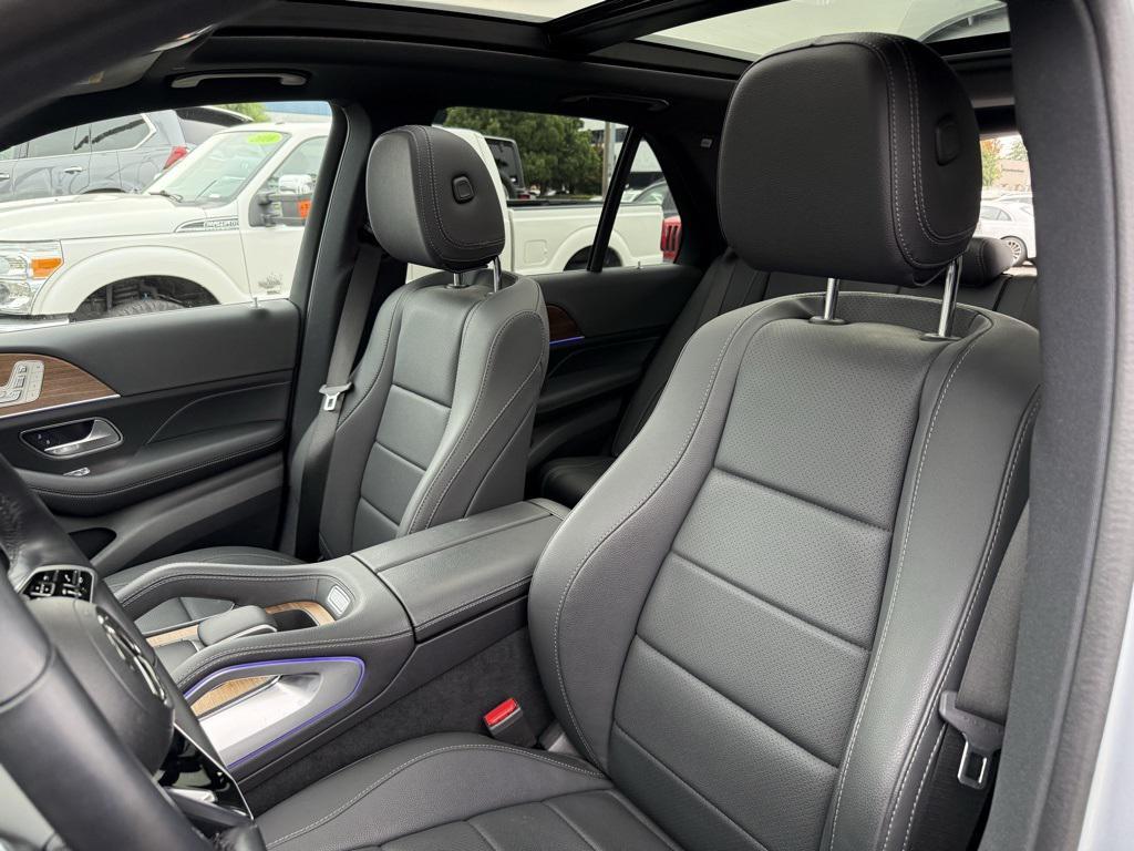 used 2025 Mercedes-Benz GLE 450 car, priced at $68,998