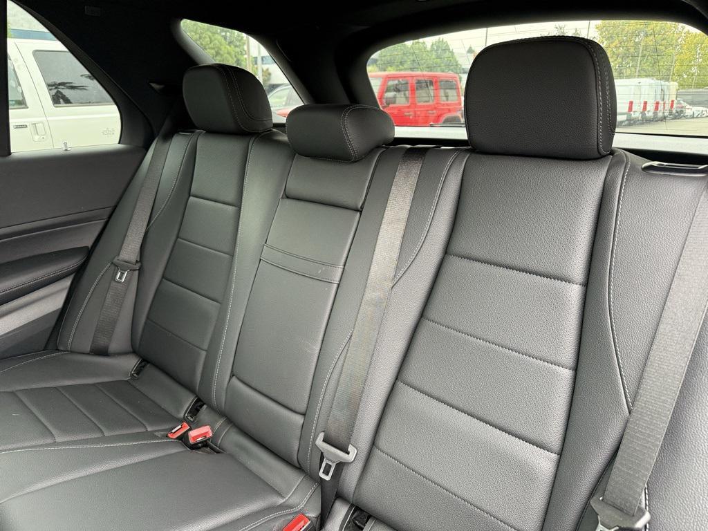 used 2025 Mercedes-Benz GLE 450 car, priced at $68,998