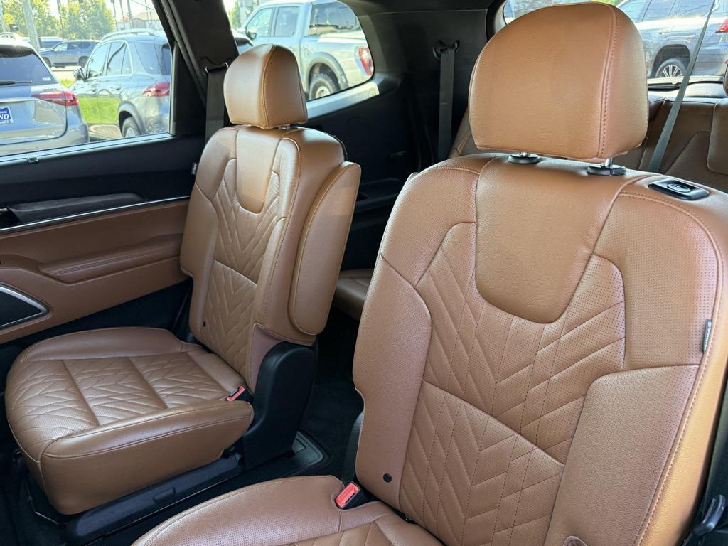 used 2024 Kia Telluride car, priced at $38,997