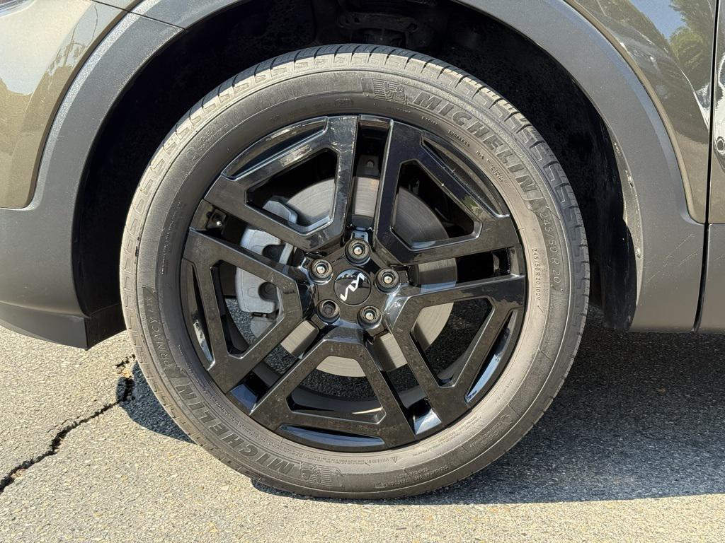 used 2024 Kia Telluride car, priced at $38,997