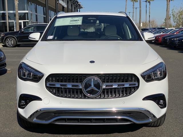 new 2025 Mercedes-Benz GLA 250 car, priced at $47,570