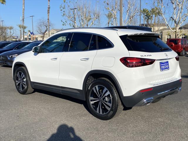 new 2025 Mercedes-Benz GLA 250 car, priced at $44,920