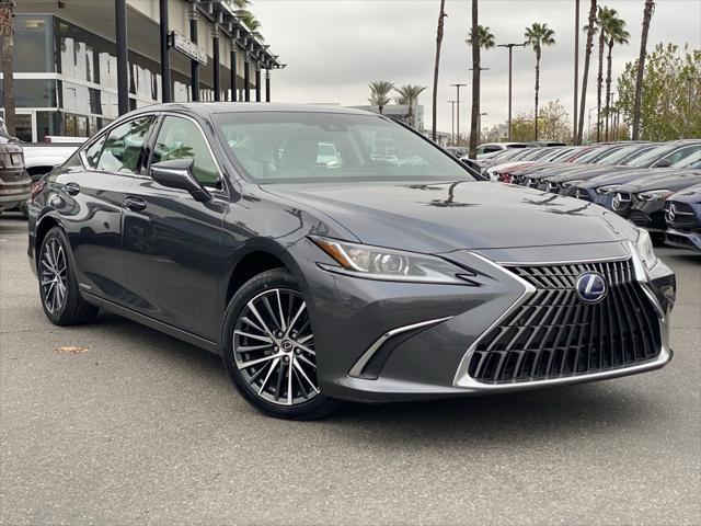 used 2022 Lexus ES 300h car, priced at $39,798