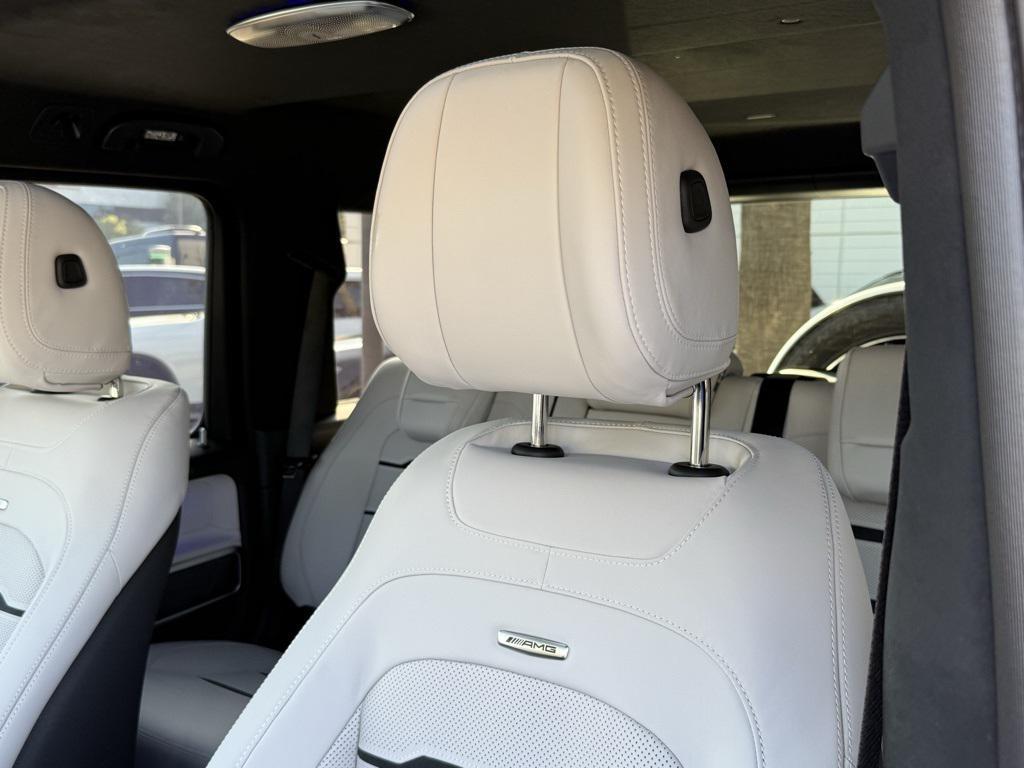 new 2025 Mercedes-Benz AMG G 63 car, priced at $197,485