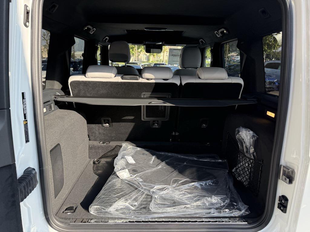 new 2025 Mercedes-Benz AMG G 63 car, priced at $197,485
