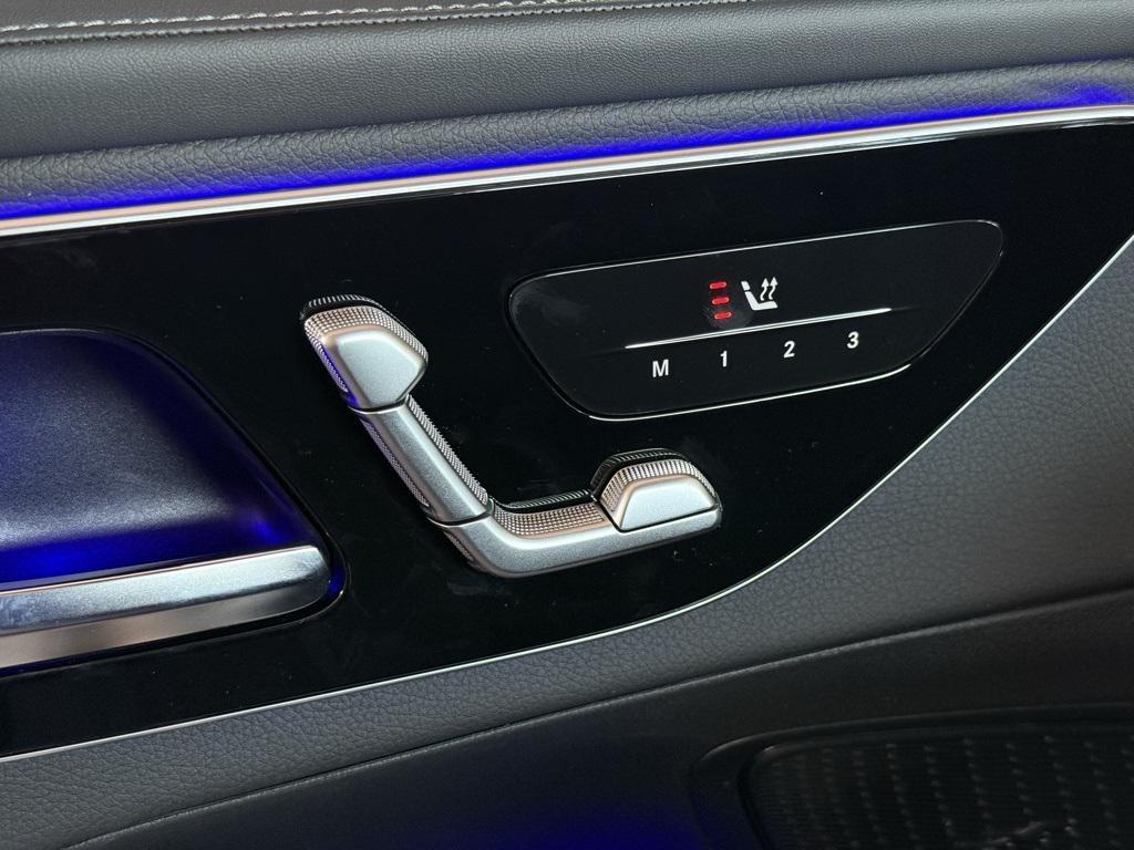 new 2026 Mercedes-Benz GLC 300 car, priced at $61,285