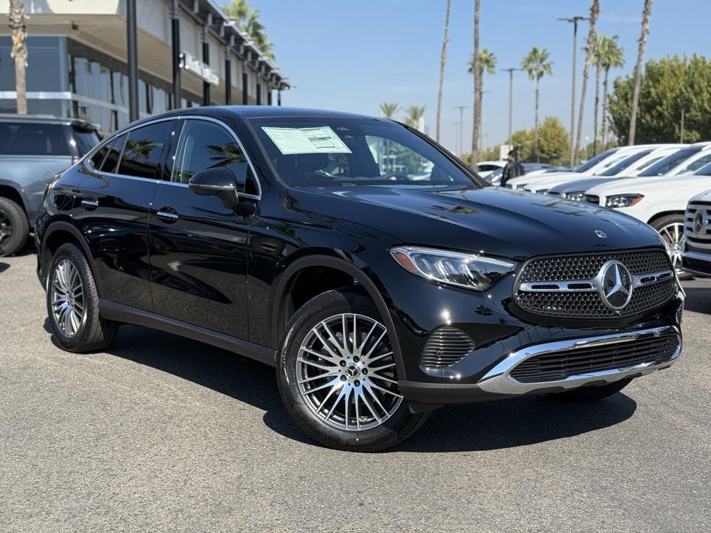 new 2026 Mercedes-Benz GLC 300 car, priced at $61,285