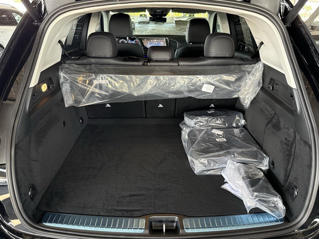 new 2026 Mercedes-Benz GLE 450e car, priced at $77,150