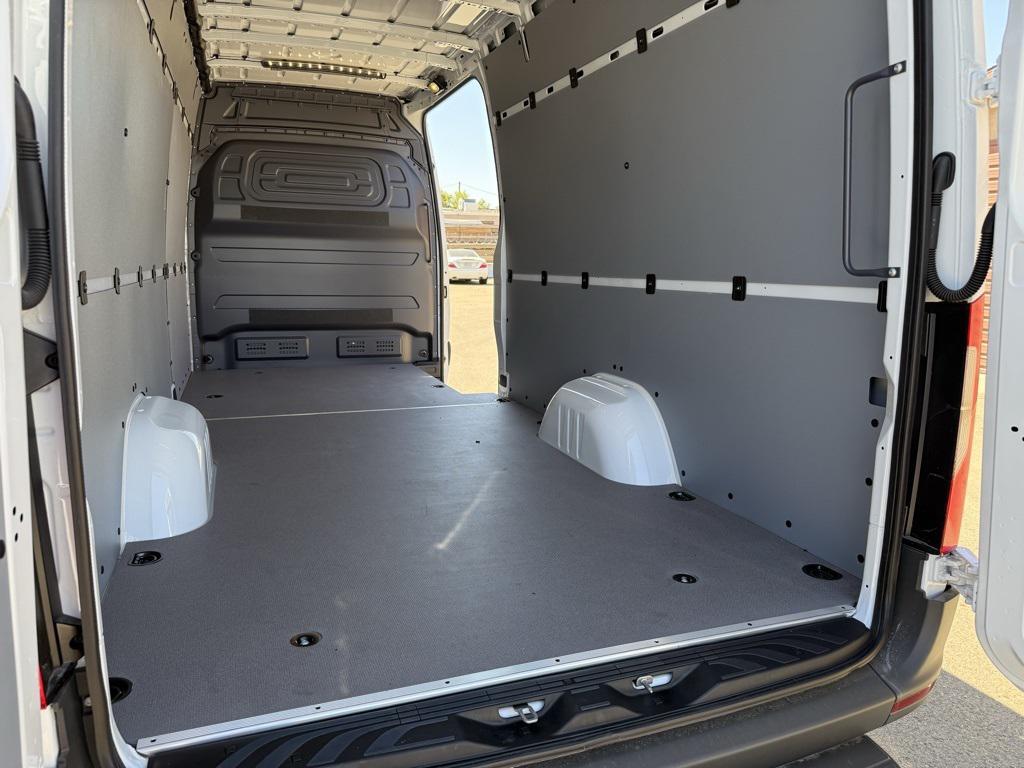 new 2025 Mercedes-Benz Sprinter 2500 car, priced at $70,043