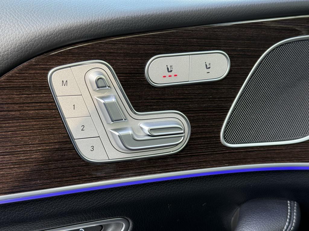 used 2025 Mercedes-Benz GLE 350 car, priced at $58,998