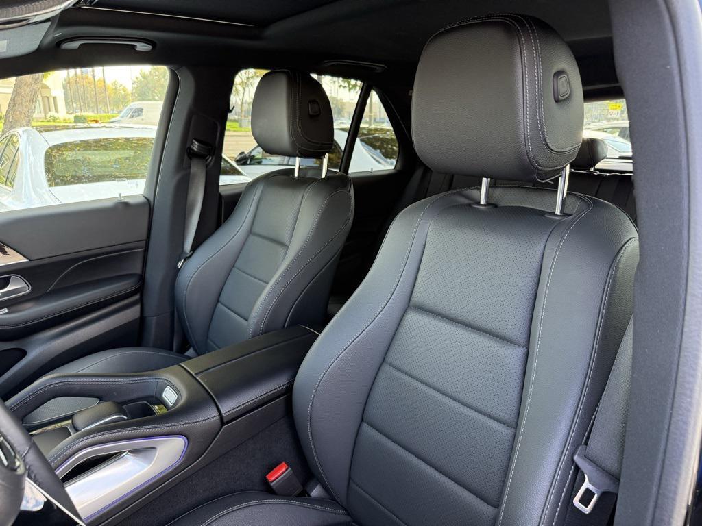 used 2025 Mercedes-Benz GLE 350 car, priced at $58,998