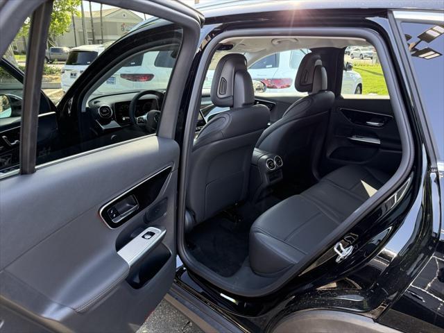 new 2025 Mercedes-Benz GLC 350e car, priced at $61,700