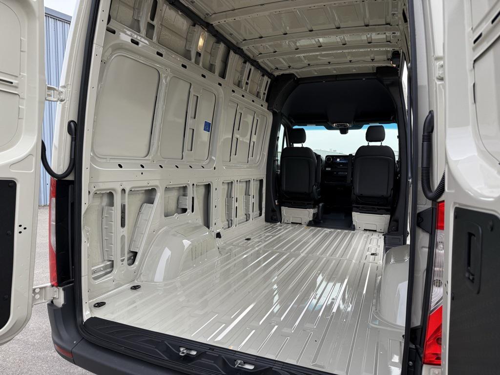 new 2026 Mercedes-Benz Sprinter 2500 car, priced at $74,117