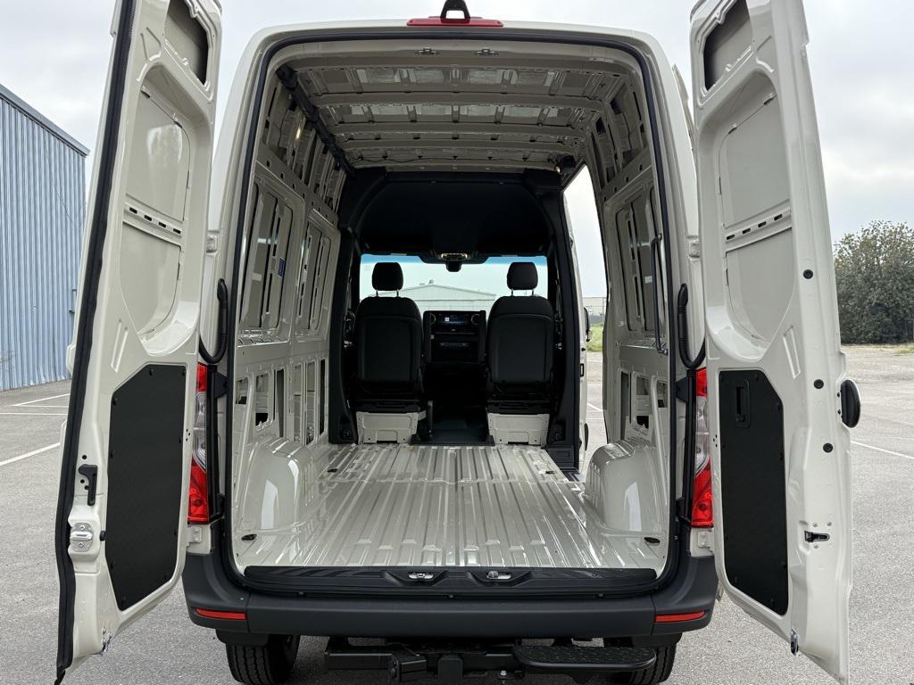 new 2026 Mercedes-Benz Sprinter 2500 car, priced at $74,117