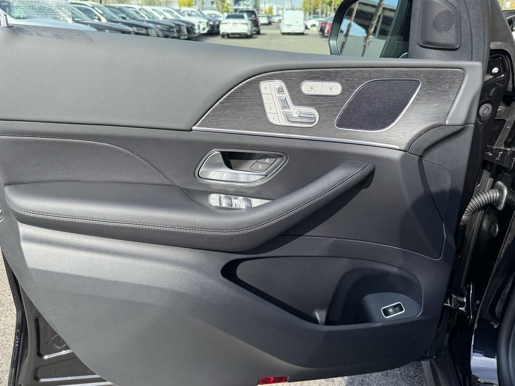 new 2026 Mercedes-Benz GLE 350 car, priced at $68,915