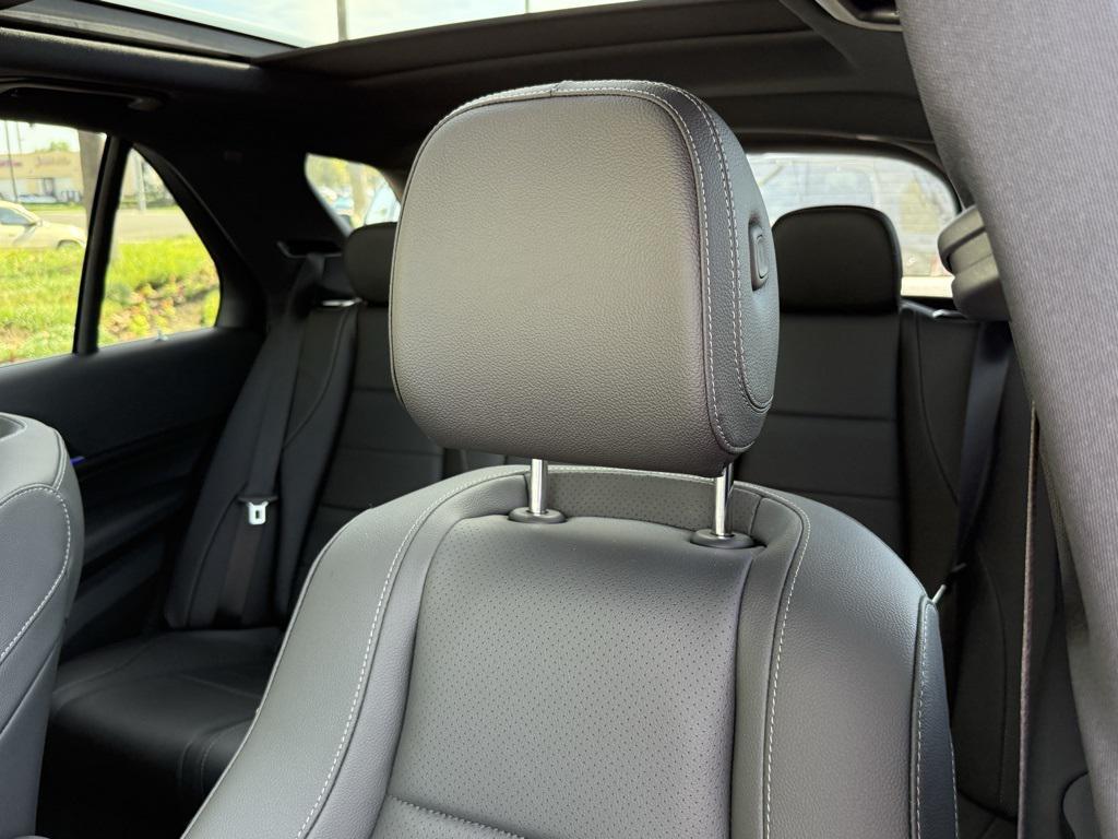 new 2026 Mercedes-Benz GLE 350 car, priced at $68,915