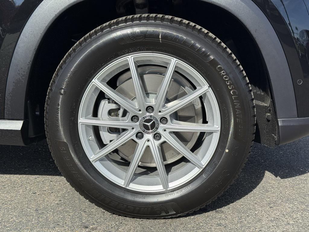 new 2026 Mercedes-Benz GLE 350 car, priced at $68,915