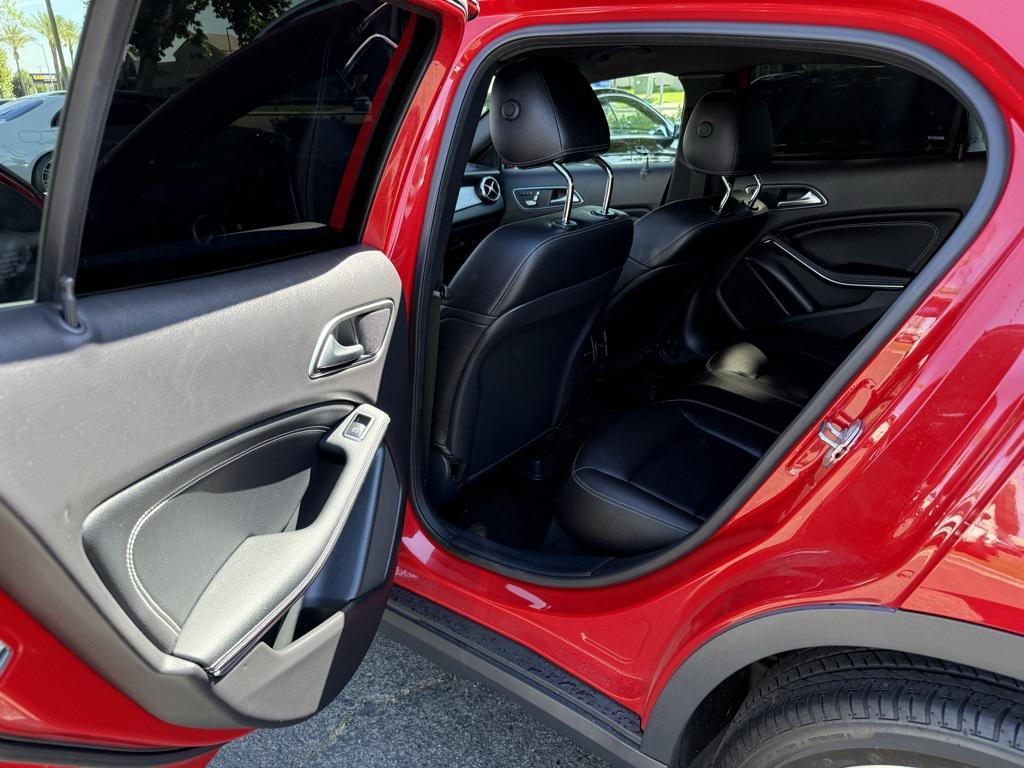 used 2020 Mercedes-Benz GLA 250 car, priced at $21,698