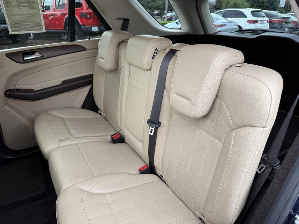 used 2019 Mercedes-Benz GLE 400 car, priced at $21,498