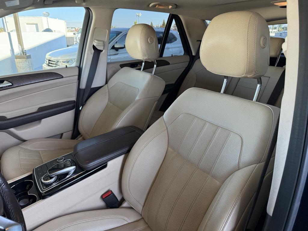 used 2019 Mercedes-Benz GLE 400 car, priced at $21,498