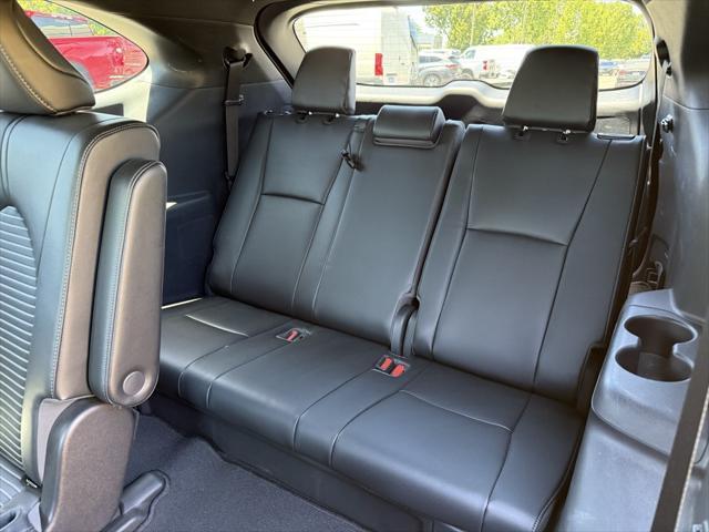 used 2023 Toyota Highlander car, priced at $42,498