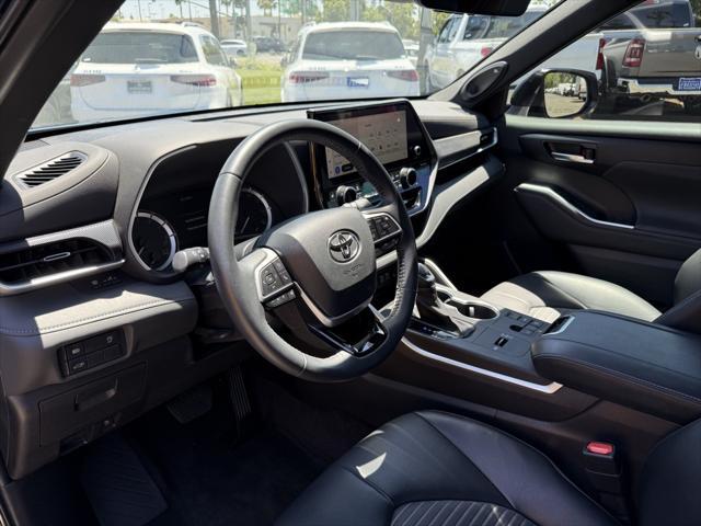 used 2023 Toyota Highlander car, priced at $42,498