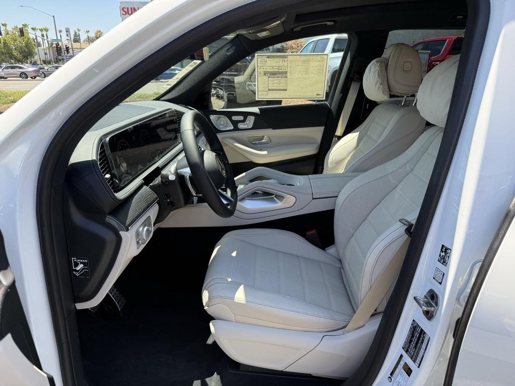 new 2025 Mercedes-Benz GLS 450 car, priced at $105,510