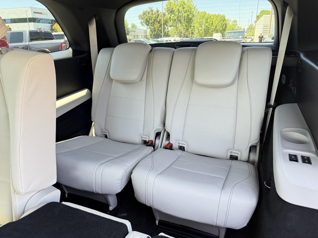 new 2025 Mercedes-Benz GLS 450 car, priced at $105,510