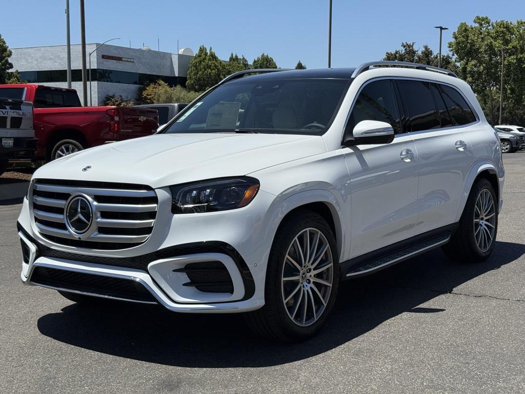 new 2025 Mercedes-Benz GLS 450 car, priced at $105,510